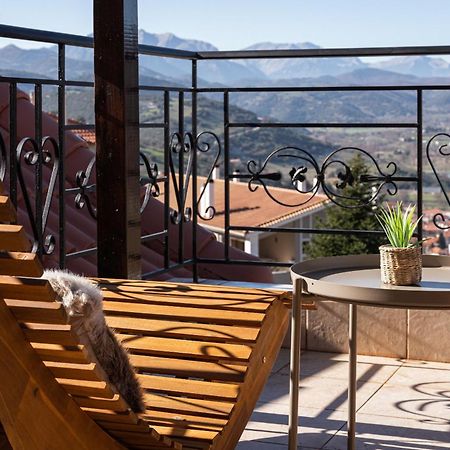 Gm Luxury Suites Kalavryta Kamer foto
