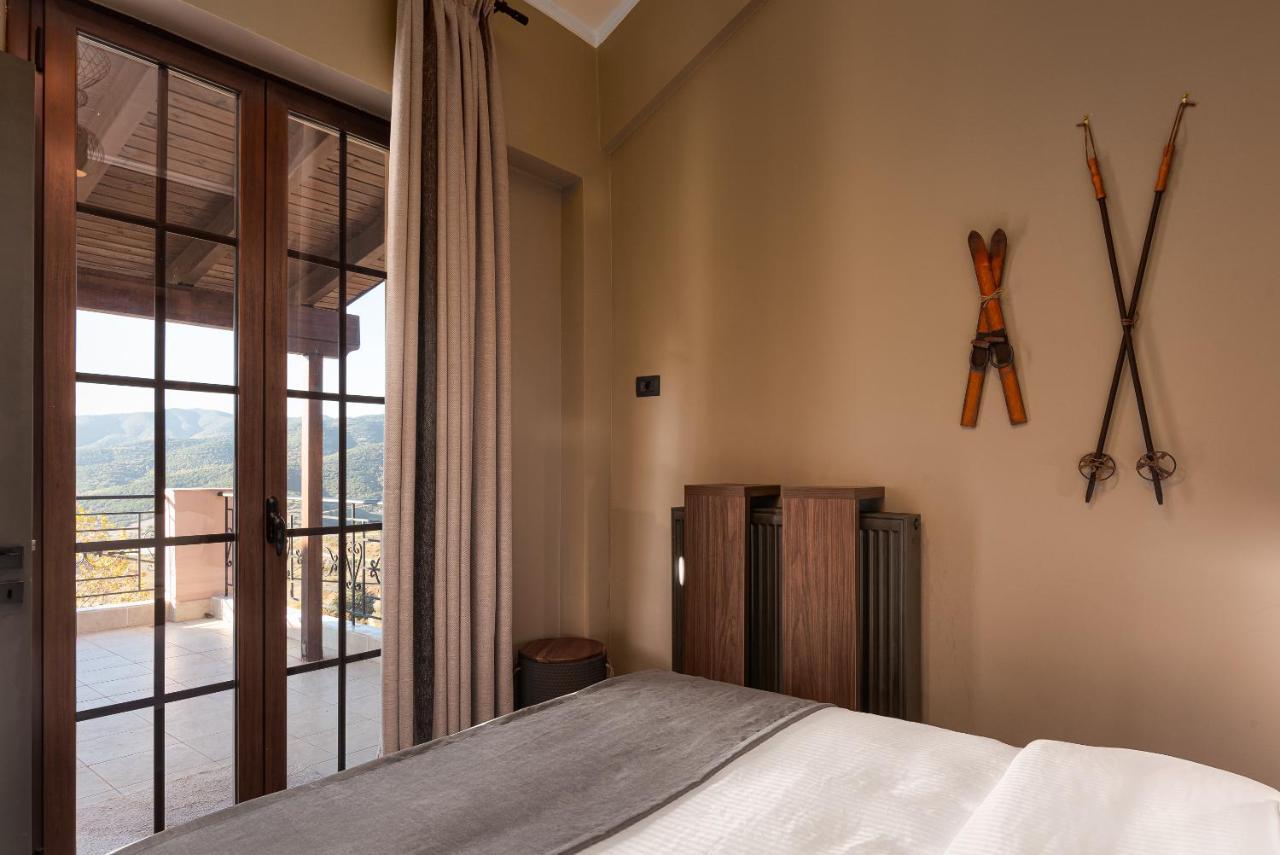 Gm Luxury Suites Kalavryta Buitenkant foto