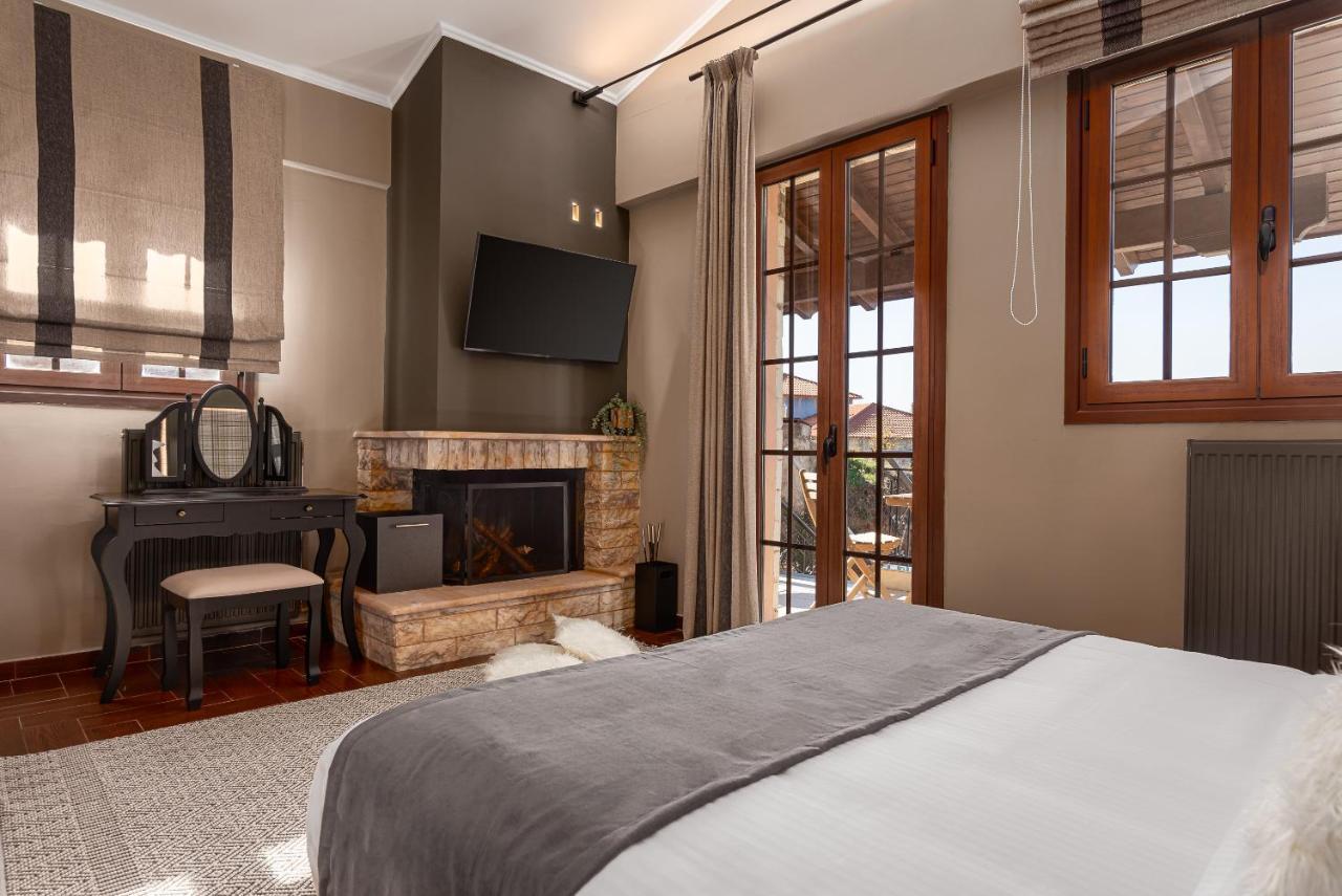 Gm Luxury Suites Kalavryta Buitenkant foto