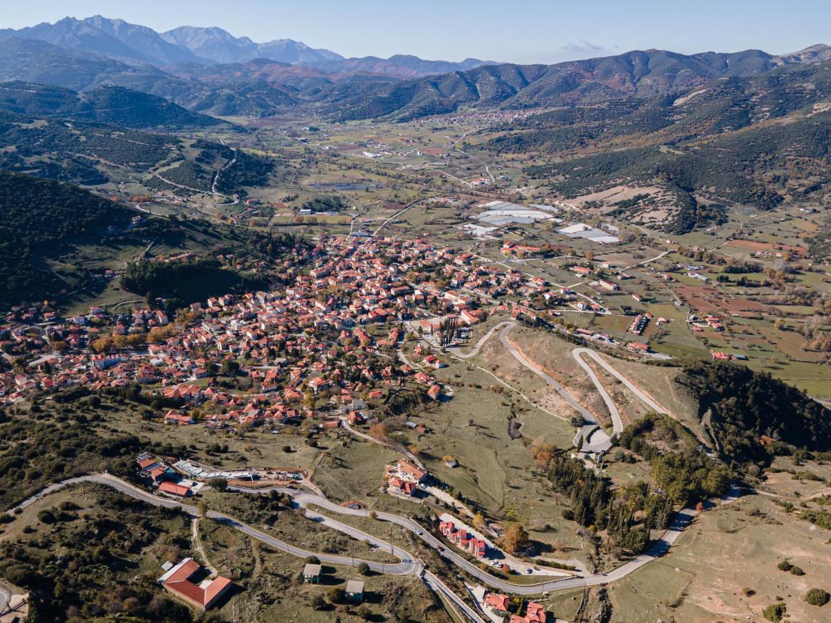 Gm Luxury Suites Kalavryta Buitenkant foto