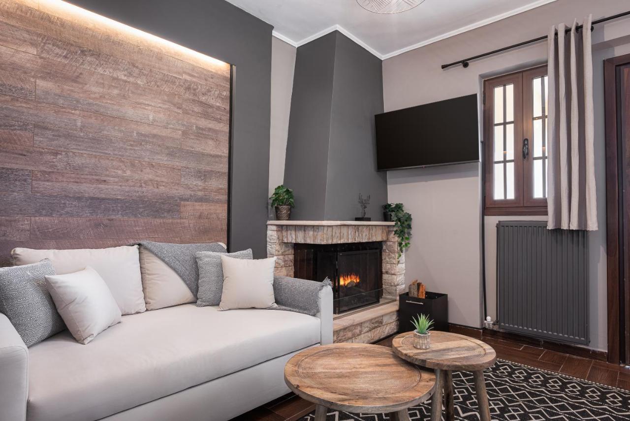 Gm Luxury Suites Kalavryta Buitenkant foto