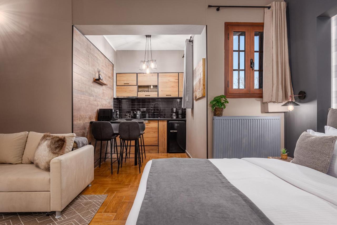 Gm Luxury Suites Kalavryta Buitenkant foto