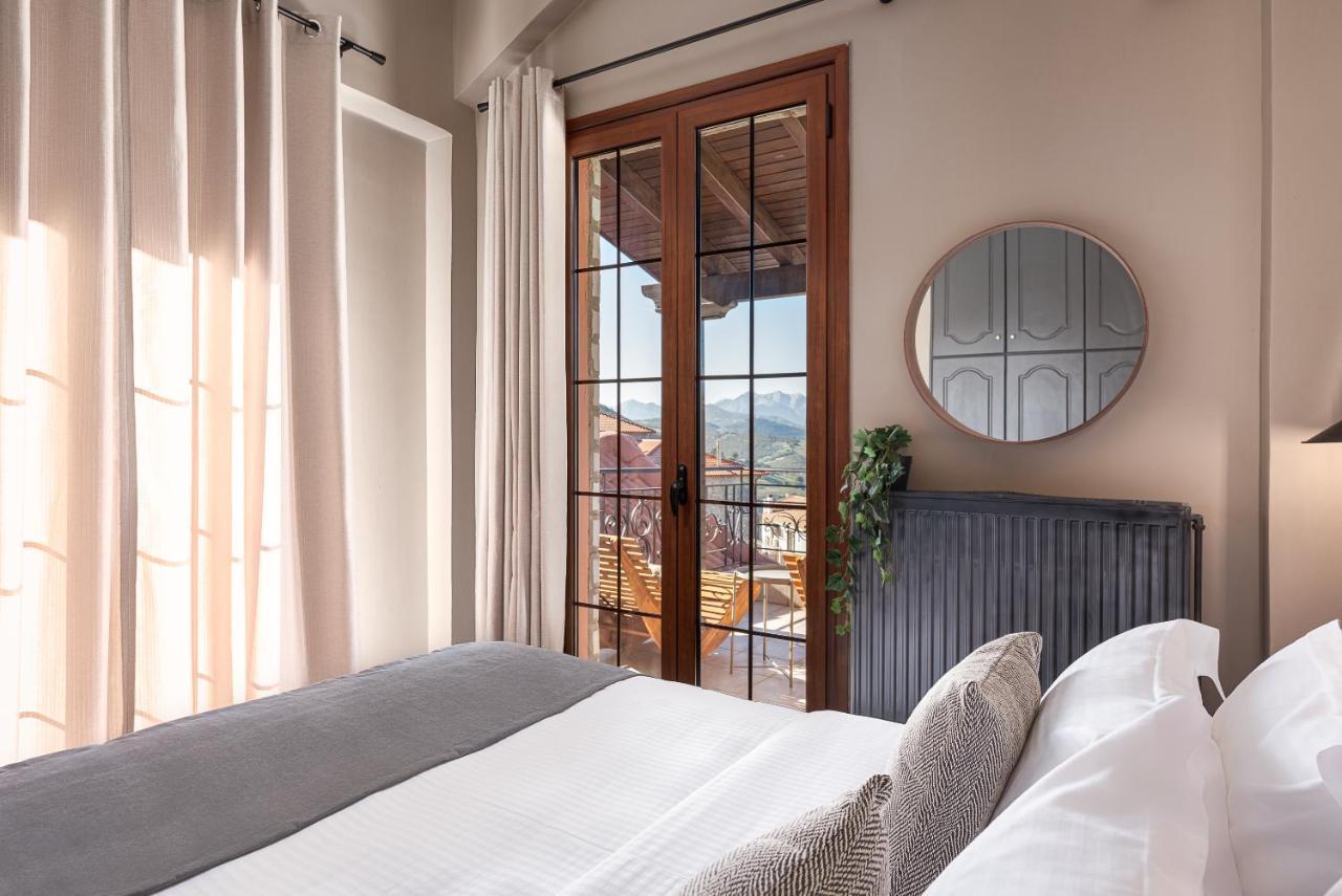 Gm Luxury Suites Kalavryta Buitenkant foto