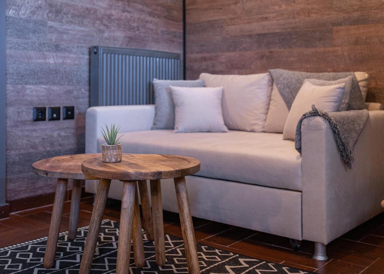 Gm Luxury Suites Kalavryta Buitenkant foto