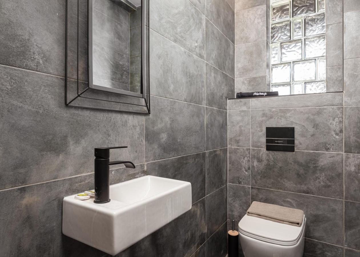 Gm Luxury Suites Kalavryta Buitenkant foto